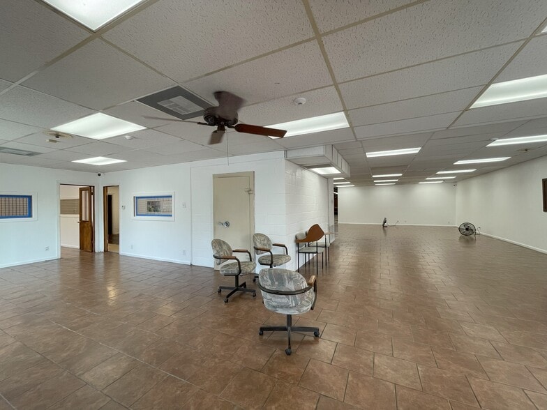 More Photos Of 1202 N Flores St, San Antonio Loft Creative Space For Sale