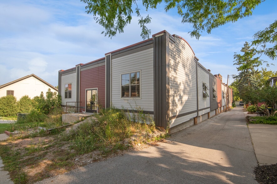 More Photos Of 815 Chicago St, Green Bay Industrial For Sale