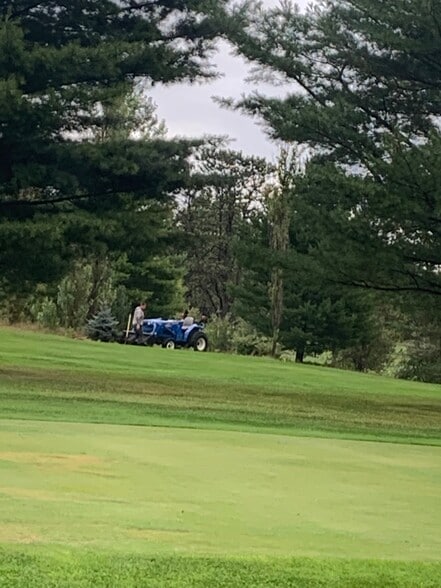 More Photos Of 1981 S US 23, Greenbush Sports And Entertainment For Sale