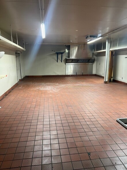 More Photos Of 4625 Ming Ave, Bakersfield Restaurant For Lease