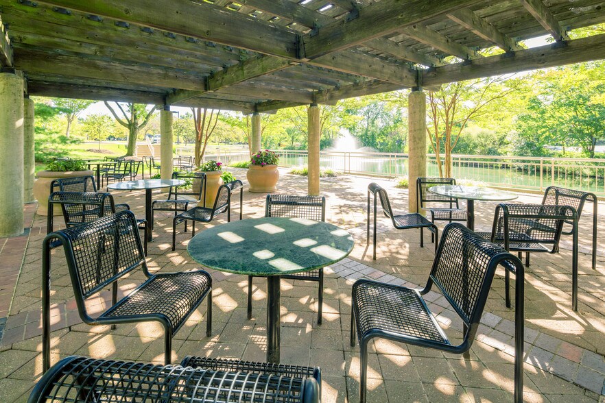 More Photos Of 12150 Monument Dr, Fairfax Office For Lease