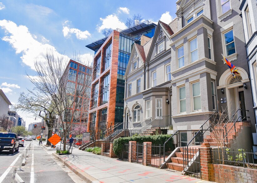 More Photos Of 1224-1226 17th St NW, Washington Loft Creative Space For Lease