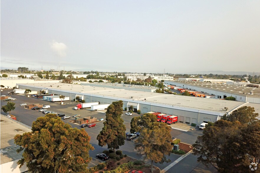 Primary Photo Of 26511-26535 Danti Ct, Hayward Warehouse For Lease