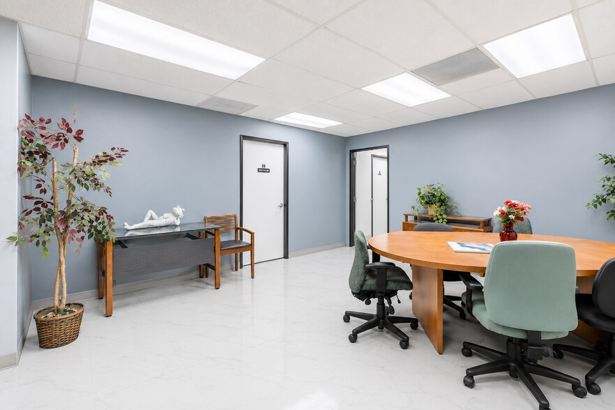 More Photos Of 6920 Miramar Rd, San Diego Loft Creative Space For Lease