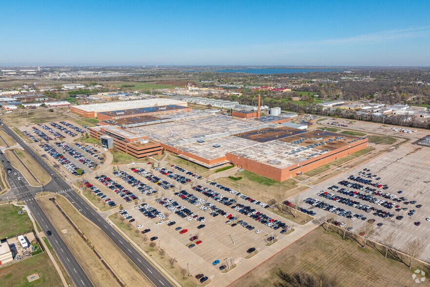 More Photos Of 7725 W Reno Ave, Oklahoma City Office For Lease