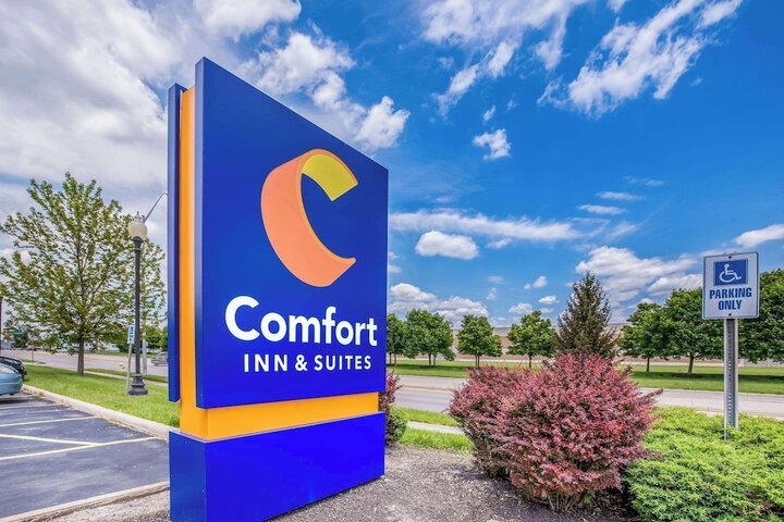 More Photos Of 730 E Xenia Dr, Fairborn Hotel For Sale