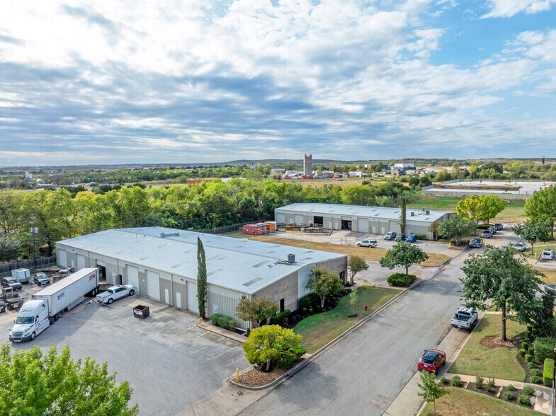 More Photos Of 7303 Burleson Rd, Austin Unknown For Lease
