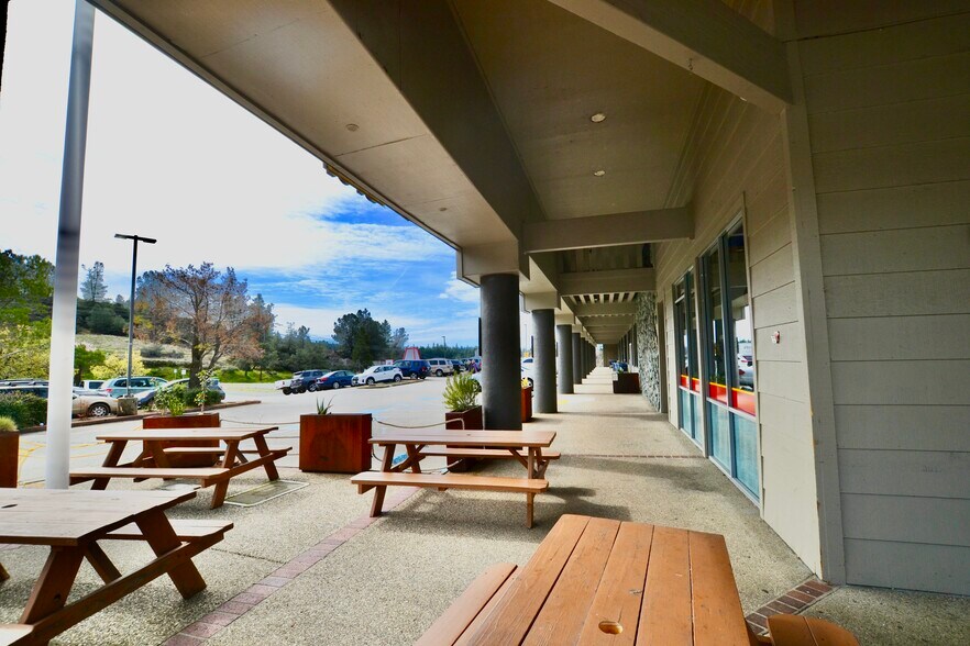 More Photos Of 840 E Main St, Grass Valley Movie Theatre For Sale