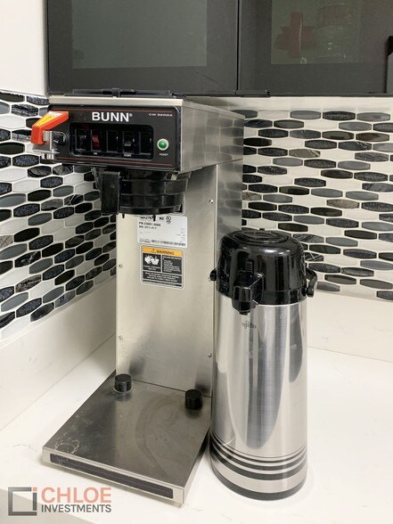 More Photos Of 22750 Hawthorne Blvd, Torrance Unknown For Lease