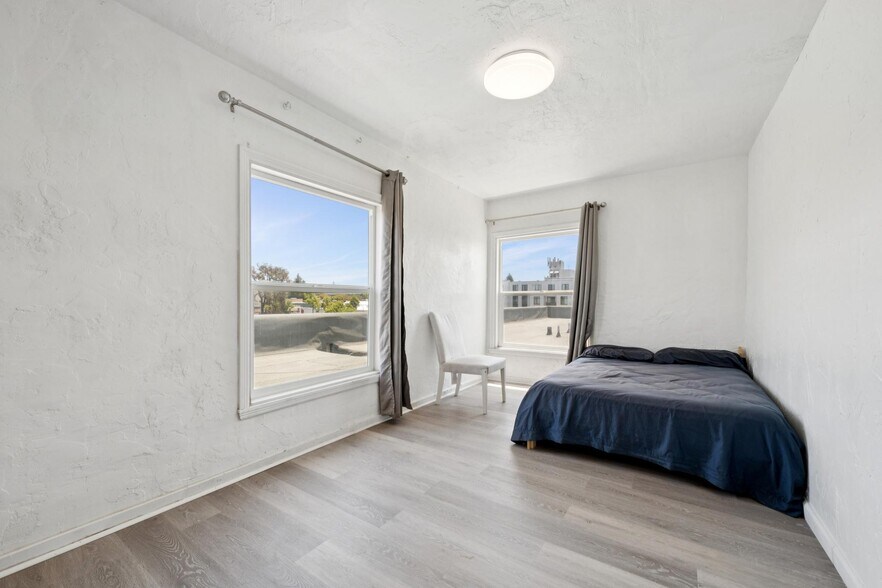 More Photos Of 1360 Berkeley Way, Berkeley Apartments For Sale