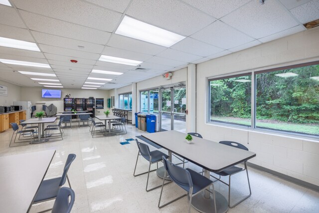 More Photos Of 230 Sardis Rd, Asheville Distribution For Sale