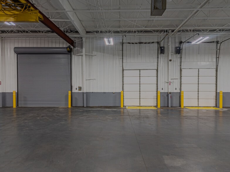 More Photos Of 186 Commerce Dr, LaGrange Industrial For Sale