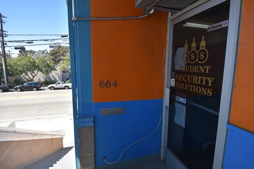 More Photos Of 664 E Regent St, Inglewood Office For Lease
