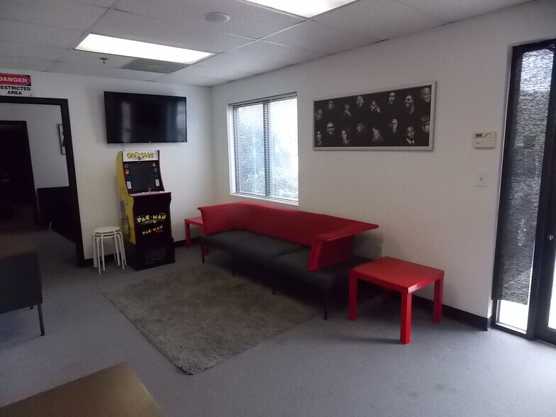 More Photos Of 3190 Industrial Way, Snellville Light Manufacturing For Sale