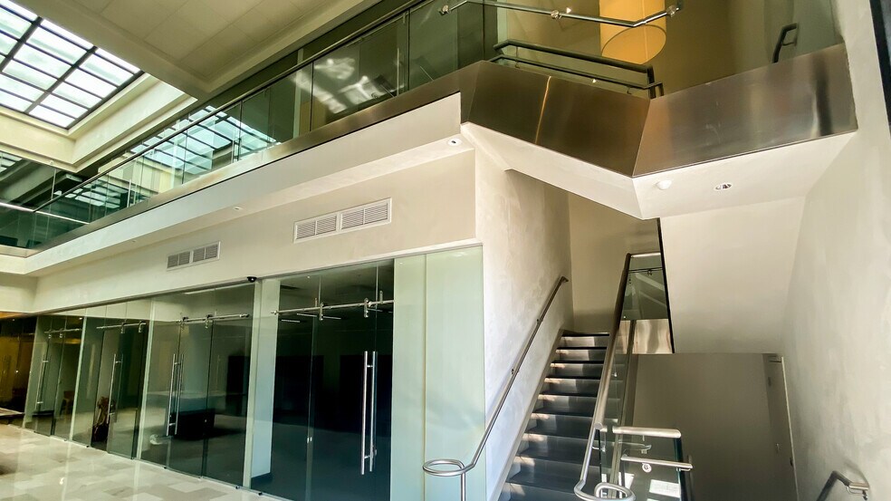 More Photos Of 823 Broad St, Augusta Office For Lease
