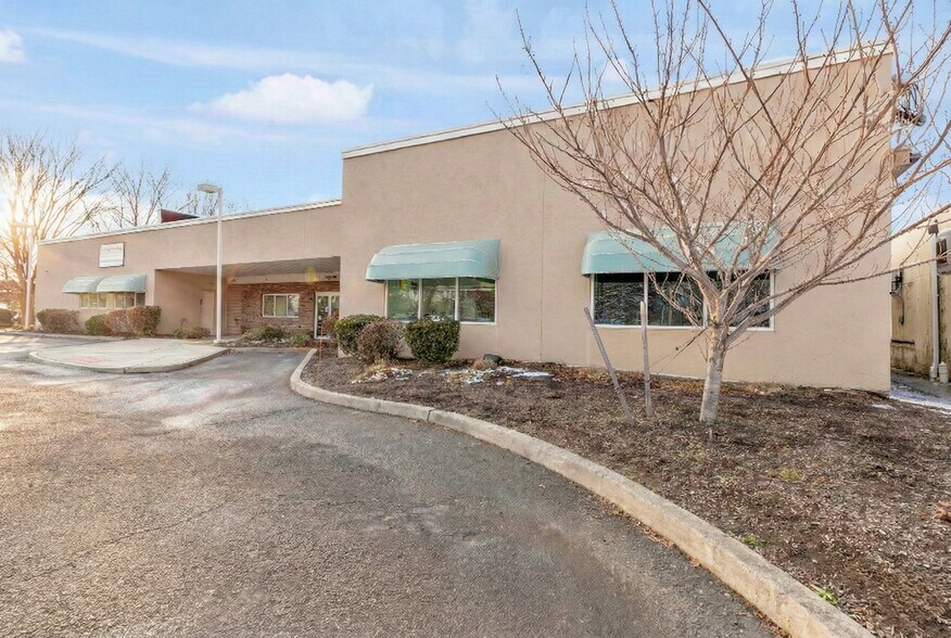 More Photos Of 1805 Princeton Ave, Trenton Daycare Center For Sale