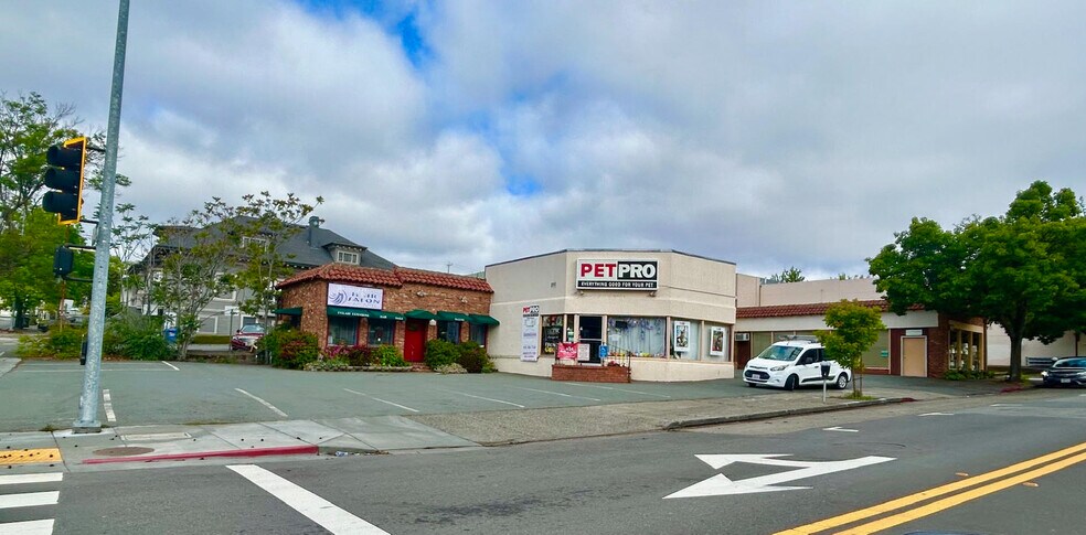 Primary Photo Of 905 D St, San Rafael General Retail For Sale