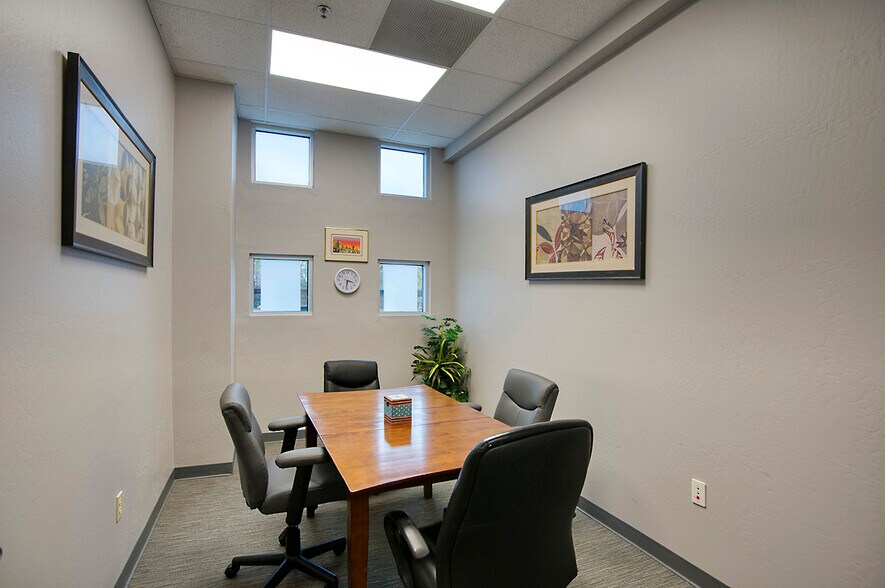 More Photos Of 9777 N 91st St, Scottsdale Office For Sale