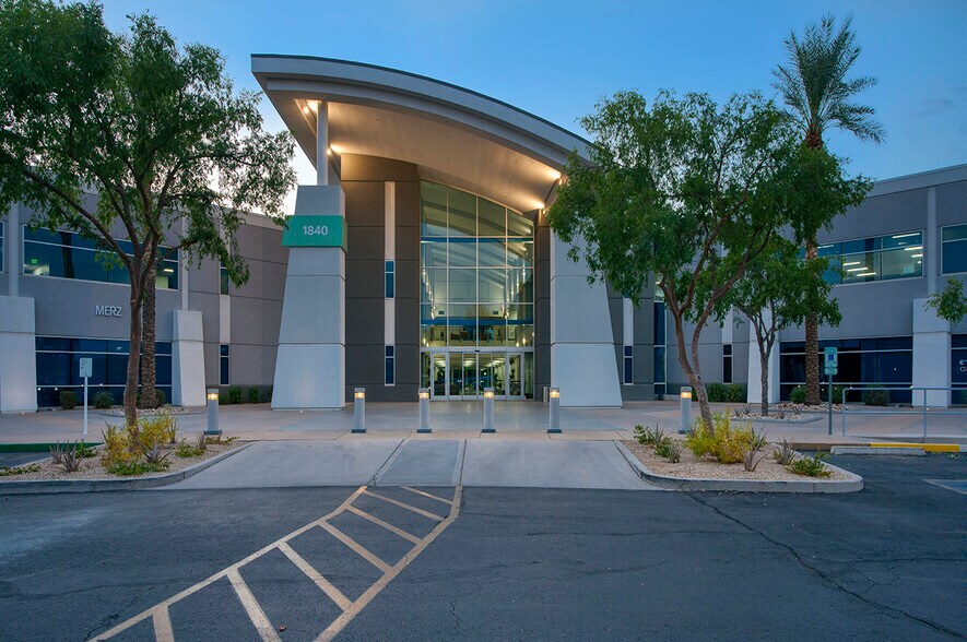 Primary Photo Of 1910 S Stapley Dr, Mesa Medical For Lease