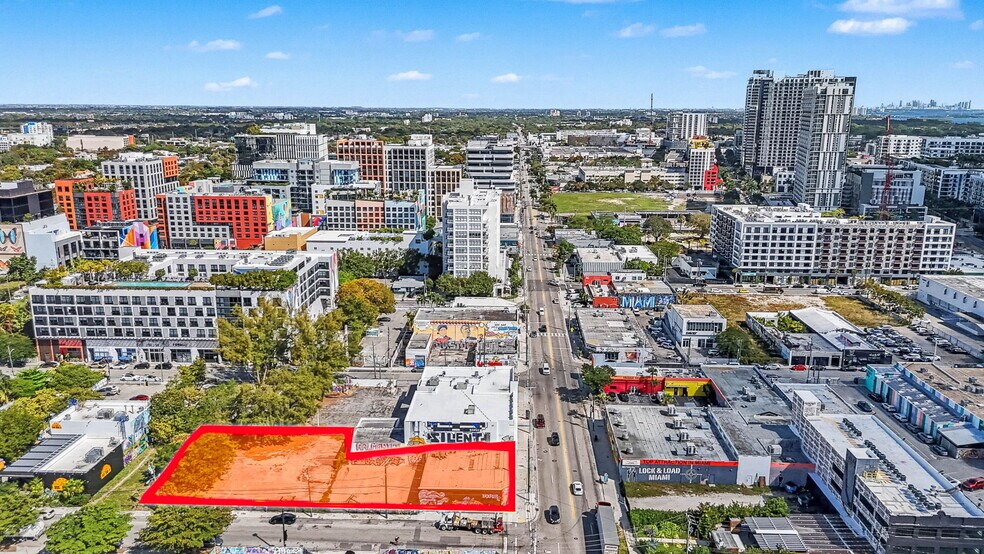 More Photos Of 2500 N Miami Ave, Miami Light Distribution For Sale