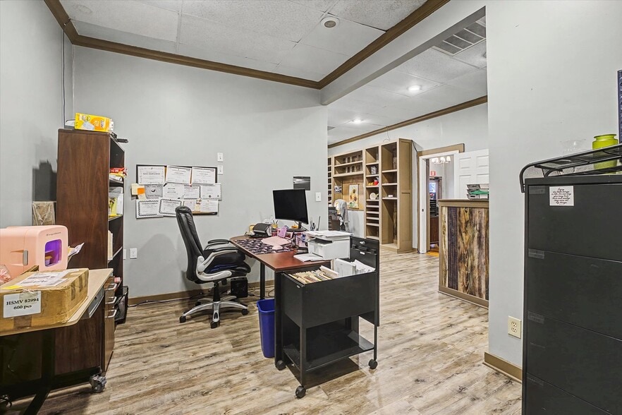 More Photos Of 1740 & 1742 Thomasville Rd., Tallahassee Office For Sale