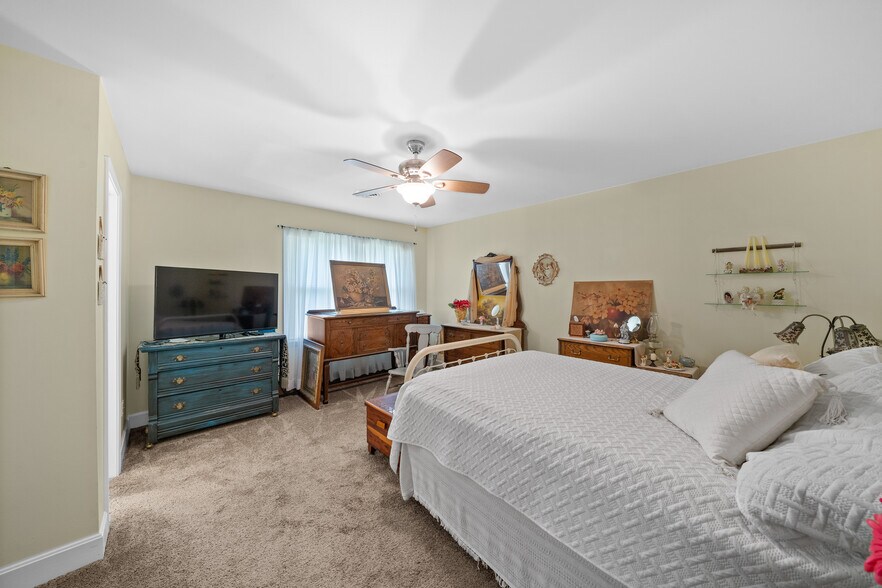 More Photos Of , Carrollton Unknown For Sale