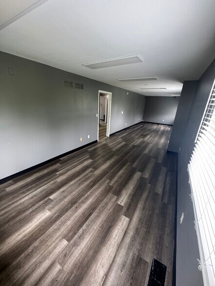 More Photos Of 5505 S Sheldon Rd, Canton Contractor Storage Yard For Lease