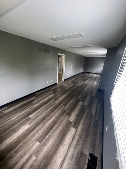 More Photos Of 5505 S Sheldon Rd, Canton Township Contractor Storage Yard For Lease