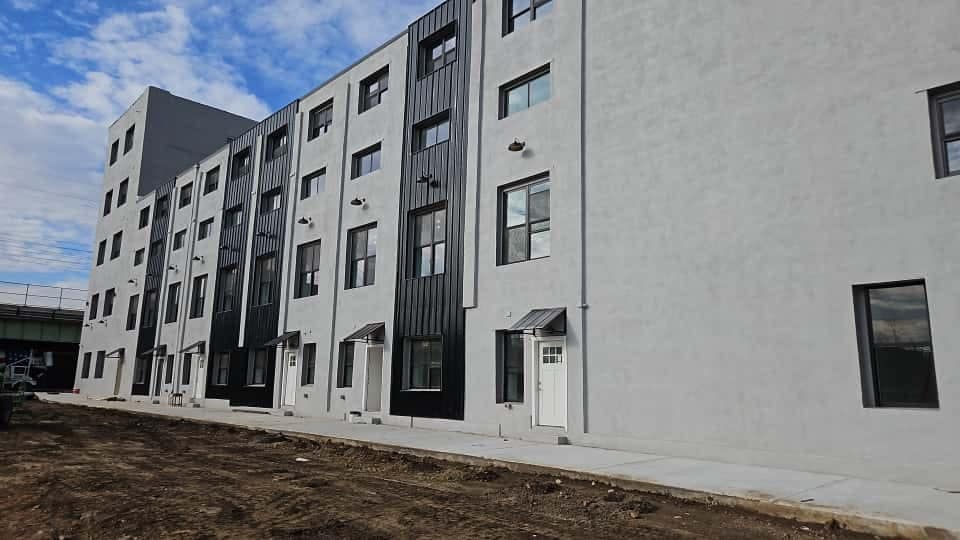 Primary Photo Of 1422 N 8th St, Philadelphia Apartments For Lease