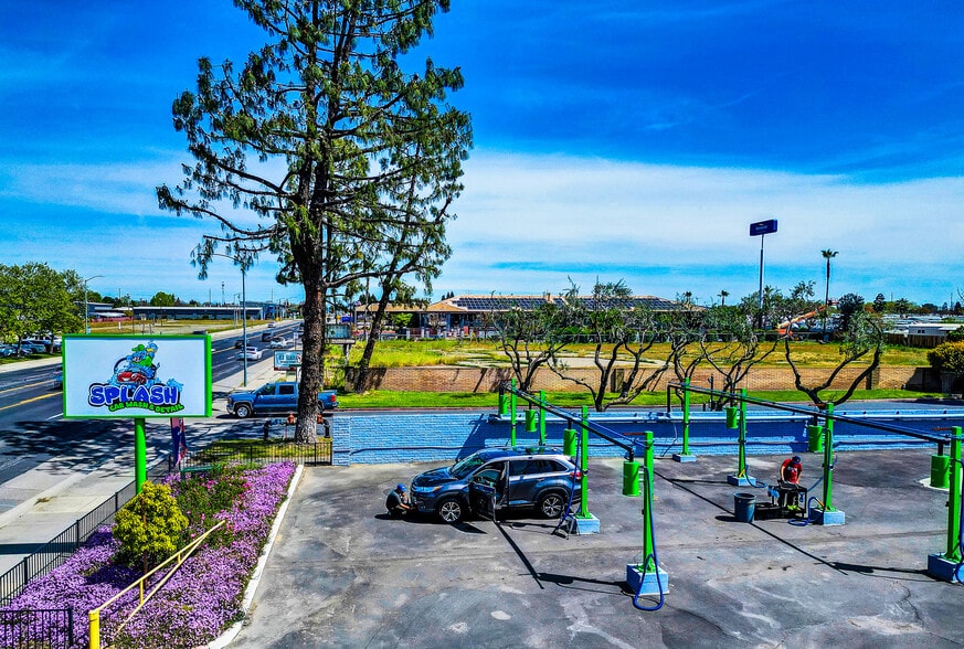 More Photos Of 1810 E Yosemite Ave, Manteca Carwash For Sale