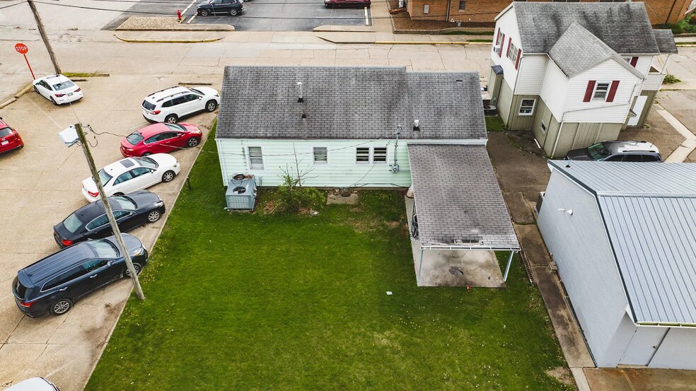 More Photos Of 505 27th St, Vienna Office For Sale