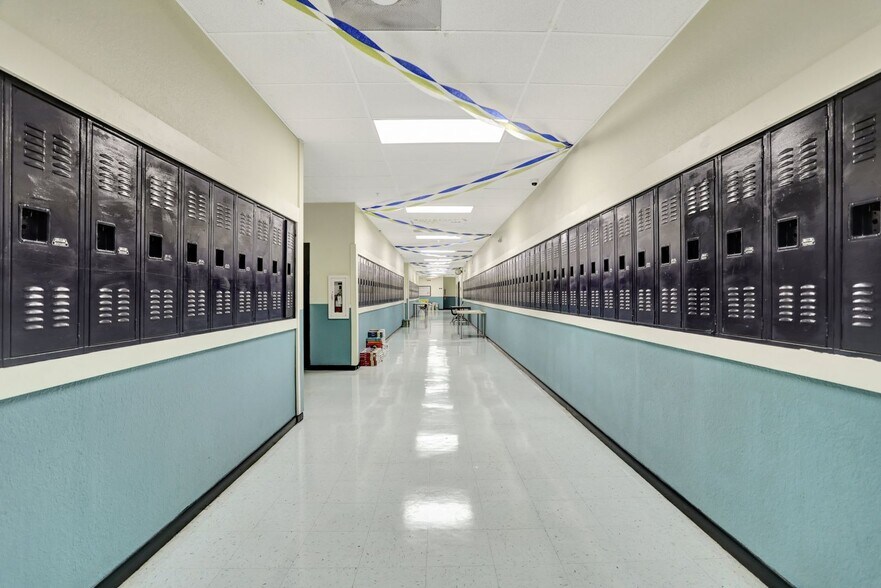 More Photos Of 959 SE 6th Ave, Deerfield Beach Schools For Sale