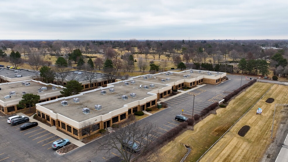 Primary Photo Of 3105 N Wilke Rd, Arlington Heights Medical For Sale