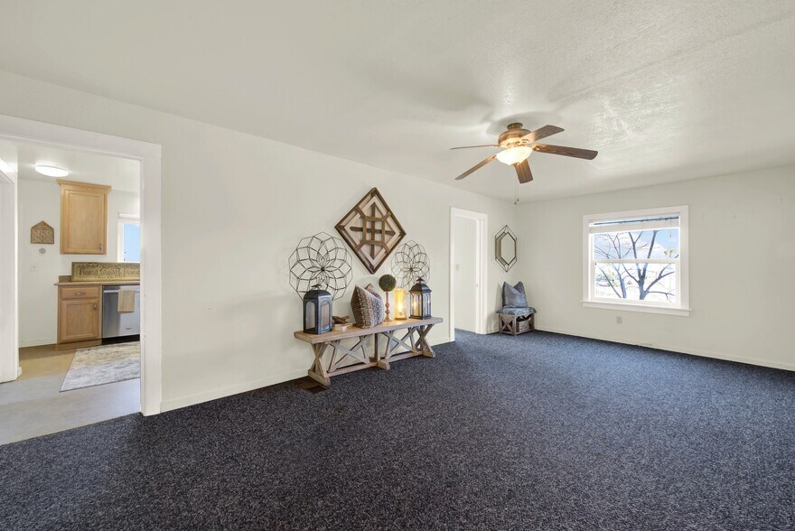 More Photos Of 8560 Holmes Ln, Winters Specialty For Sale