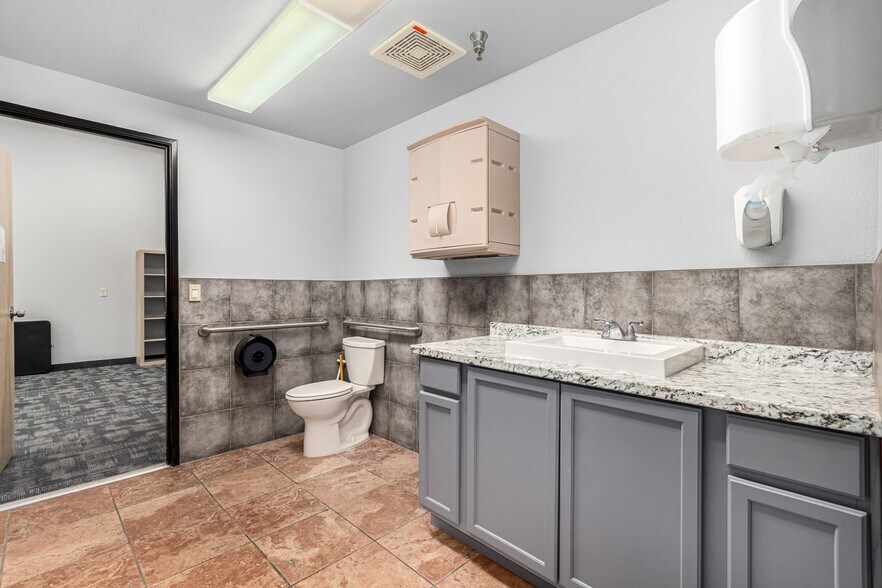 More Photos Of 5827 N 35th Ave, Phoenix Schools For Sale