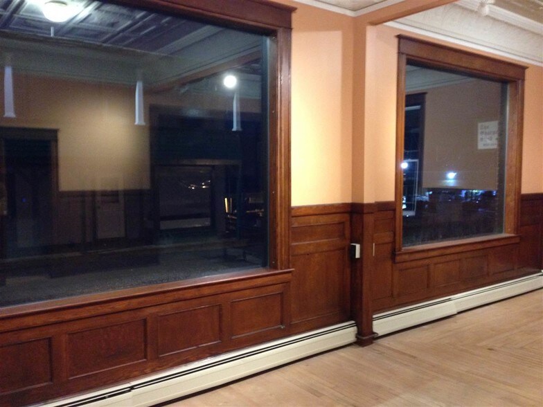 More Photos Of 42 Central St, Newport Flex For Lease