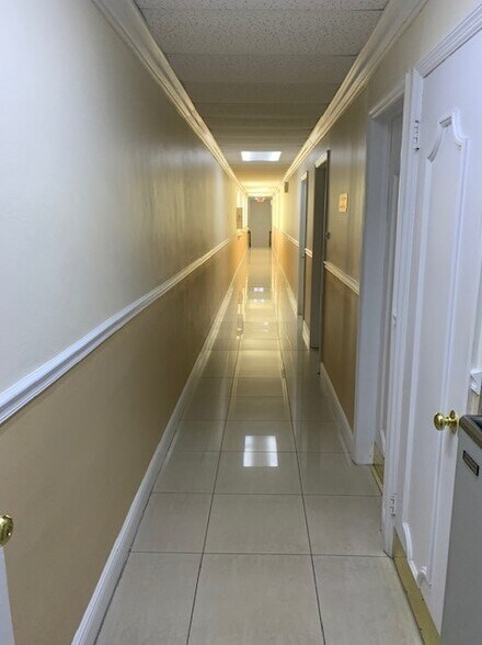 More Photos Of 2390 NW 7th St, Miami Medical For Lease
