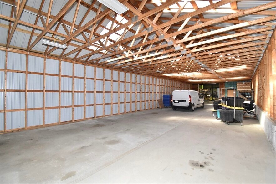 More Photos Of 45 Bethany Rd, Monson Manufacturing For Sale