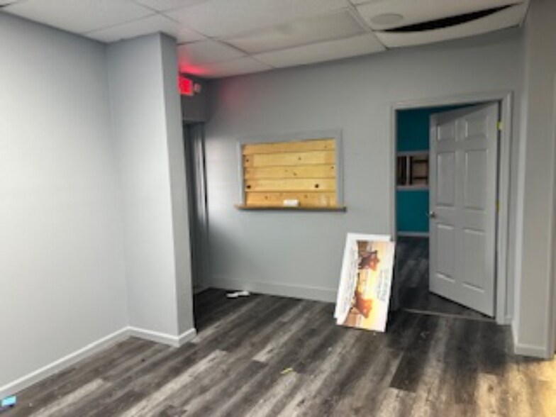 More Photos Of 12400 Front Beach Rd, Panama City Beach Light Distribution For Lease