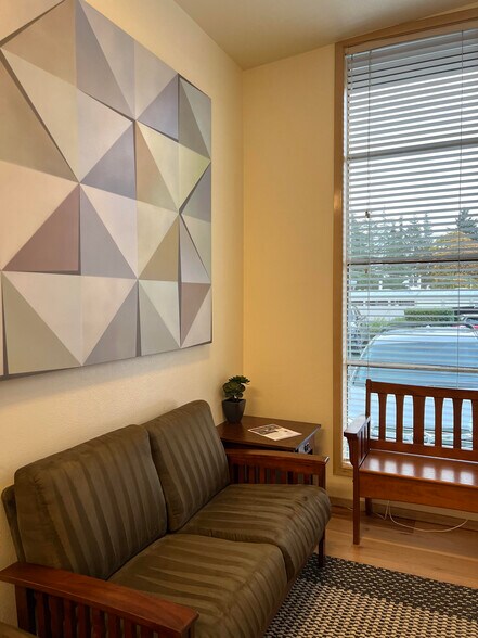 More Photos Of 7010 35th Ave NE, Seattle Office Residential For Lease