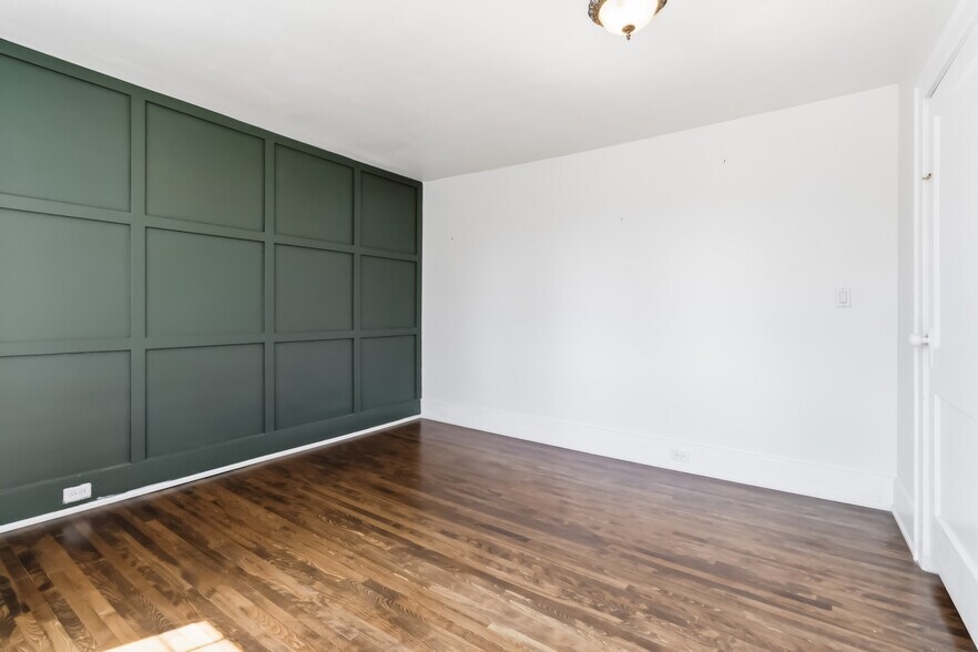 More Photos Of 250 Plains Rd W, Burlington Multifamily For Sale