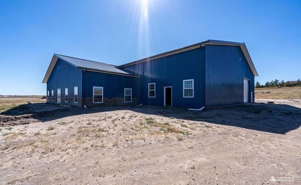 Primary Photo Of 5110 Badlands Dr, Cheyenne Flex For Sale