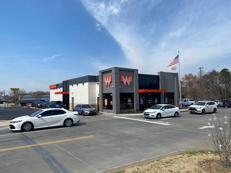 More Photos Of 308 W Butler Rd, Mauldin Fast Food For Sale