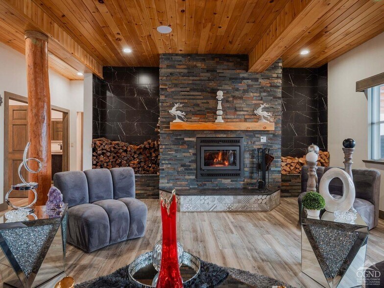 More Photos Of 19 Palsgraf Ct., Elka Park Showroom For Sale