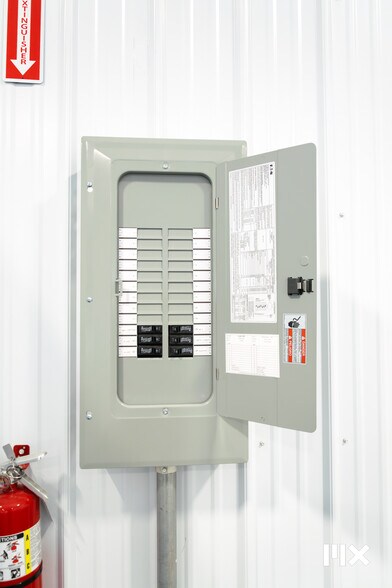 More Photos Of 1709 Dewent St, Jenison Light Manufacturing For Lease