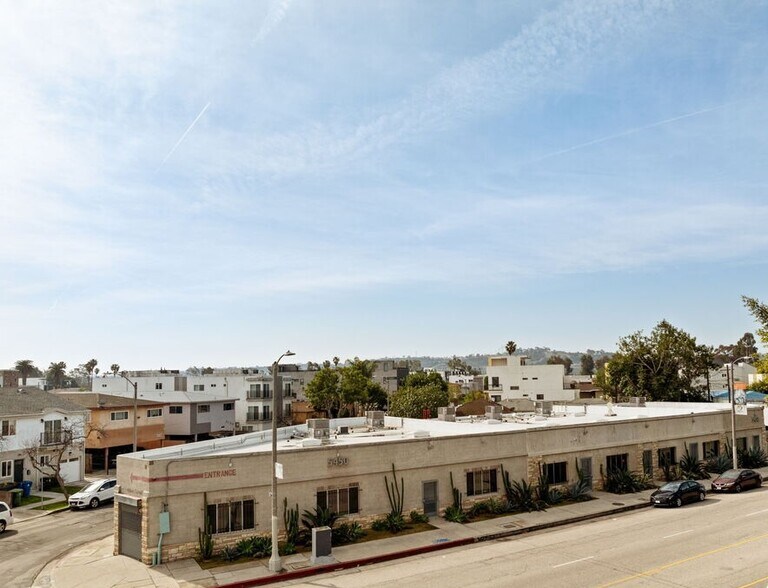 More Photos Of 5450-5458 W Washington Blvd, Los Angeles Office For Lease