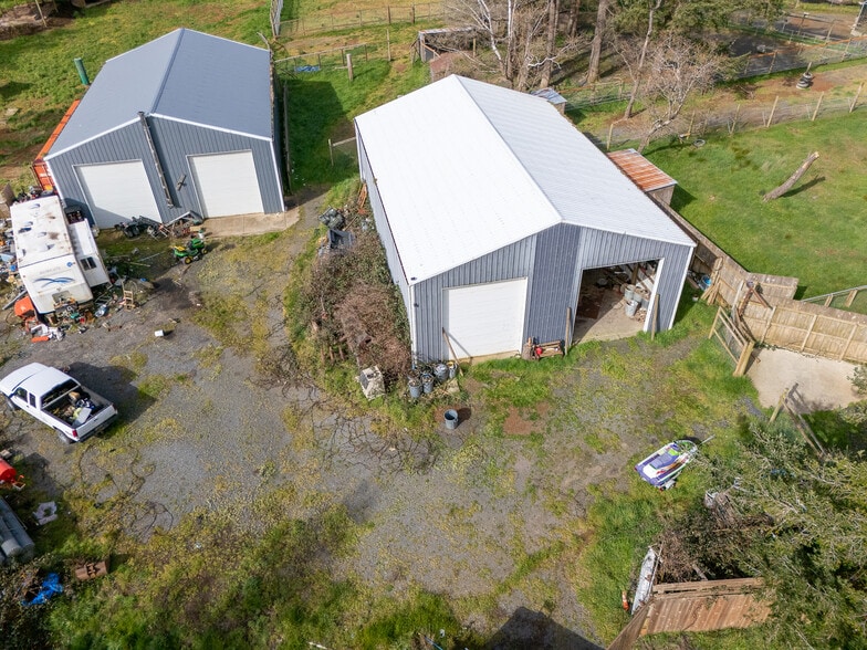 More Photos Of 46914 US-101, Bandon General Retail For Sale