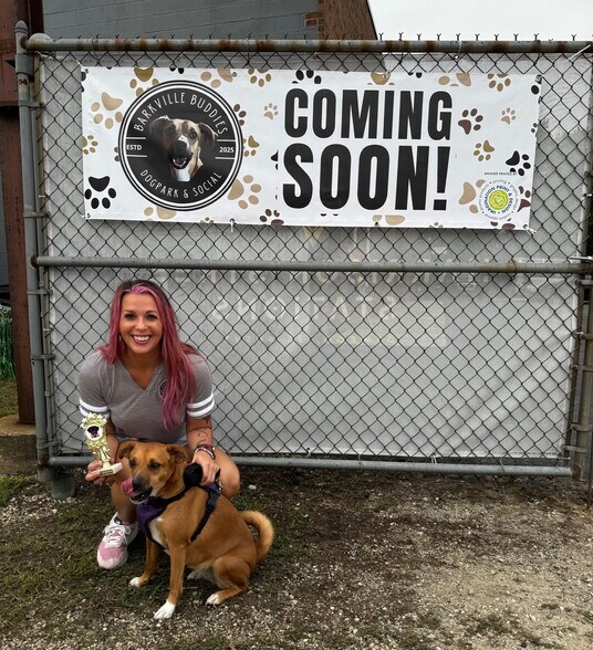 More Photos Of 174 S Harrison St, Oswego Storefront Retail Office For Lease