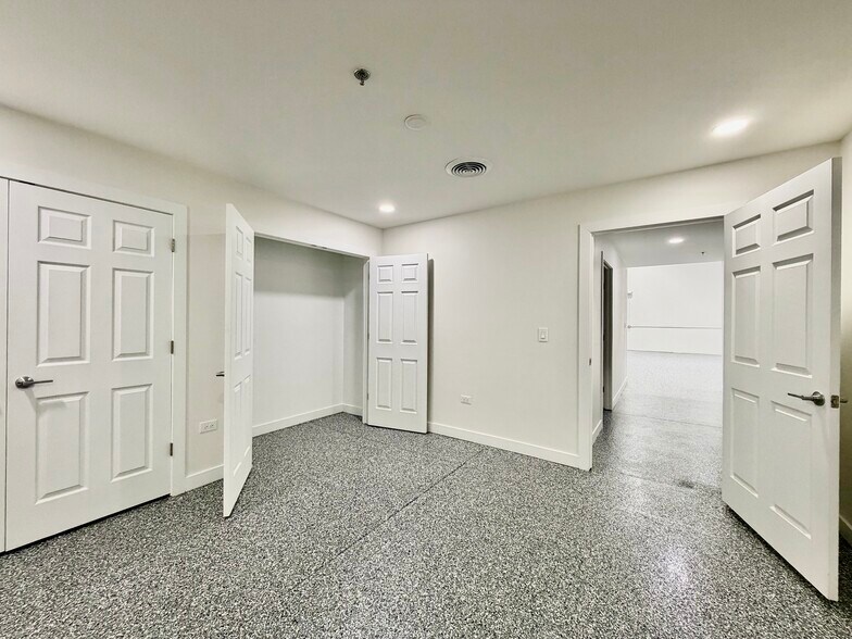 More Photos Of 18133 Lincoln Meadows Pky, Parker Self Storage For Sale