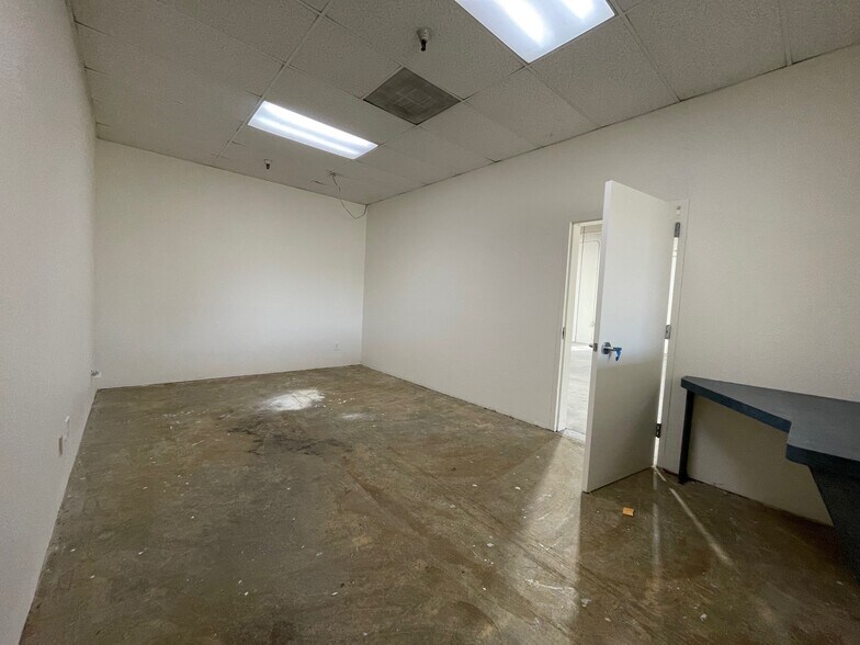 More Photos Of 1011-1021 Mason St, Vacaville Unknown For Lease